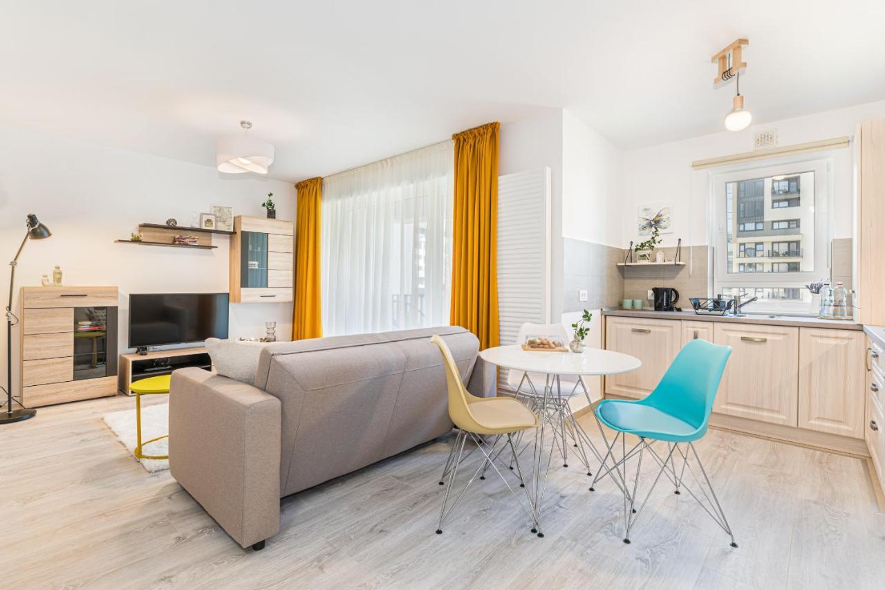 Rentforcomfort Apartment Ella 2 브라쇼브 외부 사진